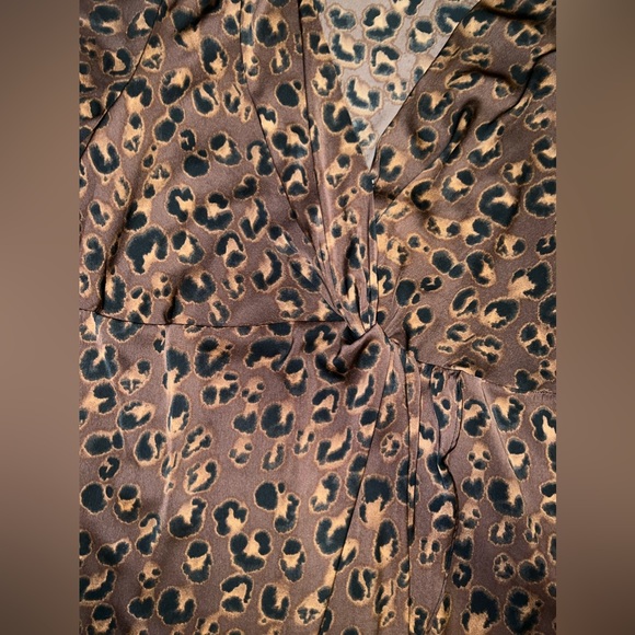 Ava & Viv Silky Feel Leopard Print Short sleeve Dress Size 2XL NWOT - Picture 2 of 7